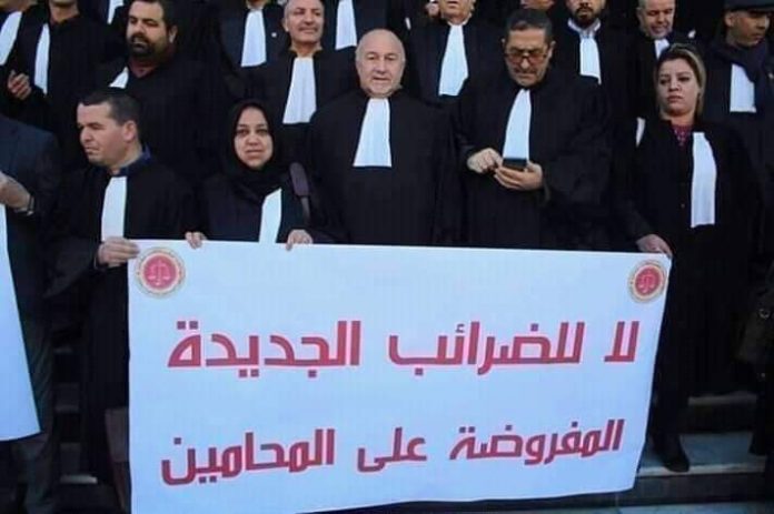 الاتحاد الوطني لمنظمات المحامين بالجزائر يصدر بيانا في شأن الضريبة على الدخل