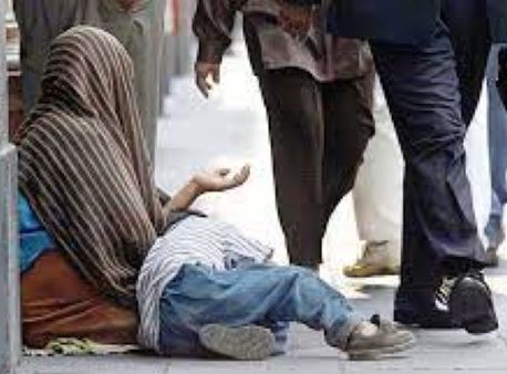 التسول بالأطفال مسؤولية من؟