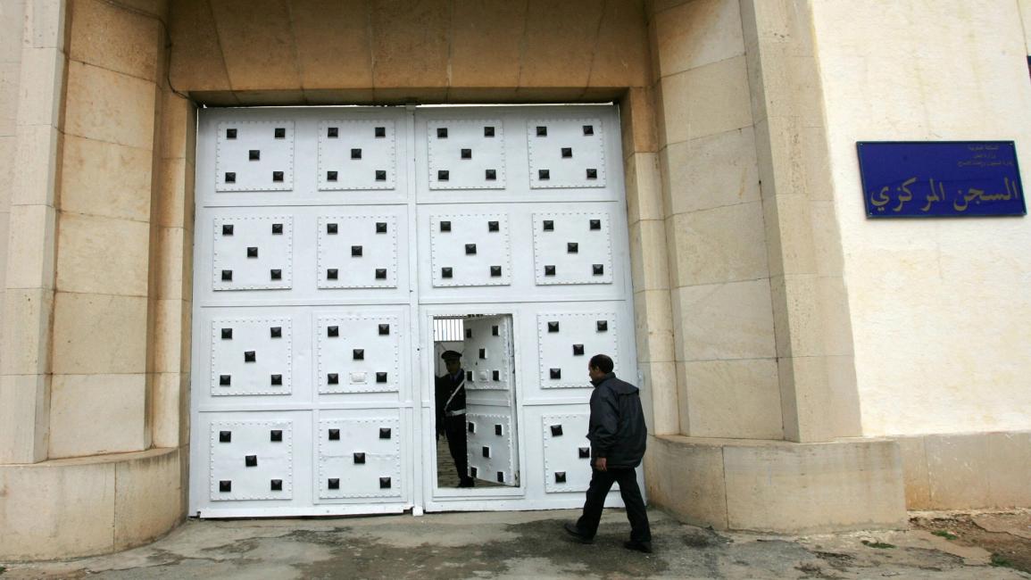 زيادة في ميزانية التغذية والمساحة المخصصة لكل سجين وإلغاء القفة العائلية