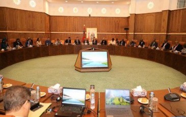 دبلوماسيون أفارقة يشيدون بسياسة المغرب في شأن الهجرة غير القانونية   