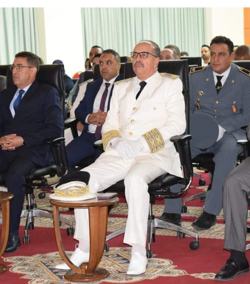 اقليم ميدلت يودع بالدموع رجال السلطة المنتقلين.