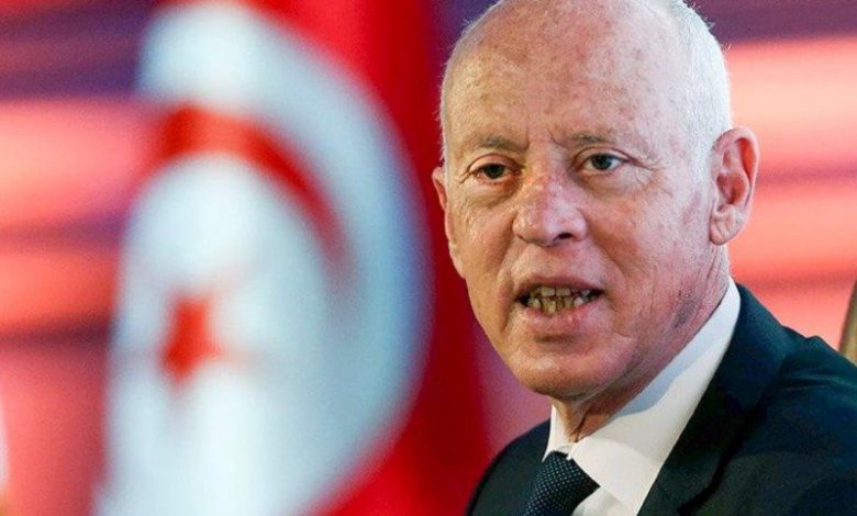 الهيئات السياسية والمنظمات النقابية المغربية تستنكر انحراف الرئيس التونسي