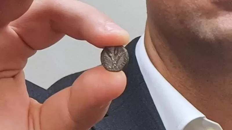 العثورعلى عملة نادرة بعد عشرين عاما من البحث الدؤوب