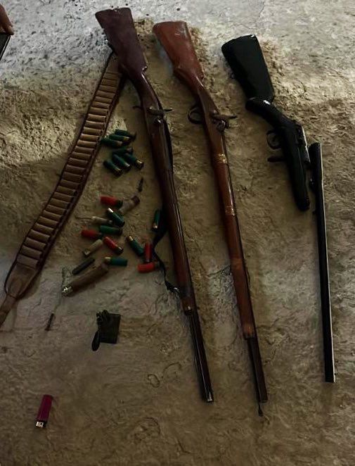توقيف عشرة أشخاص وحجز عشر بندقيات و137 خرطوشة حية