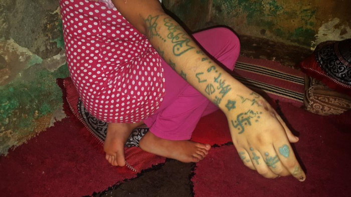 قضية “فتاة الوشم “محكمة استئناف بني ملال تخفف أحكام 11 متهماً