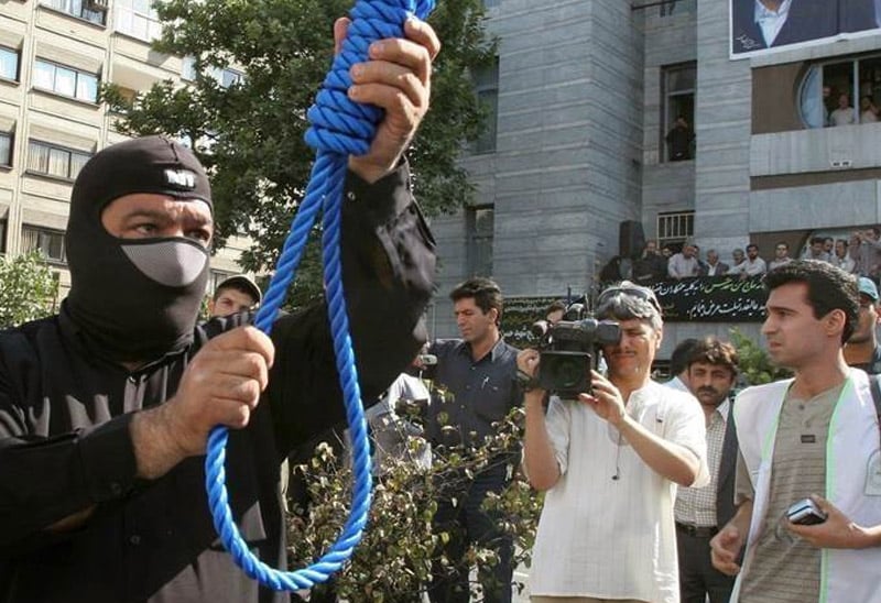 النظام الإيراني يعدم ثاني شخص منذ اندلاع الاحتجاجات في البلاد