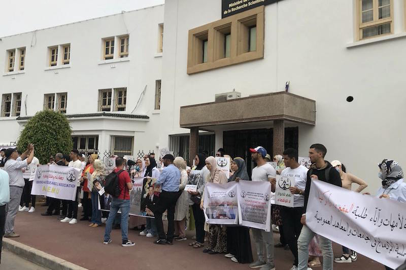 خارج المغرب..الطلبة العائدون من أوكرنيا يتوصلون إلى حل لمتابعة دراستهم
