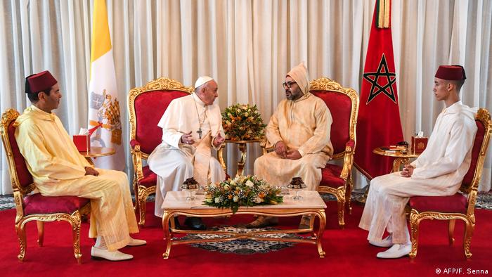 جلالة الملك يهنئ قداسة البابا فرانسيس بمناسبة ذكرى اعتلائه الكرسي البابوي لحاضرة الفاتيكان