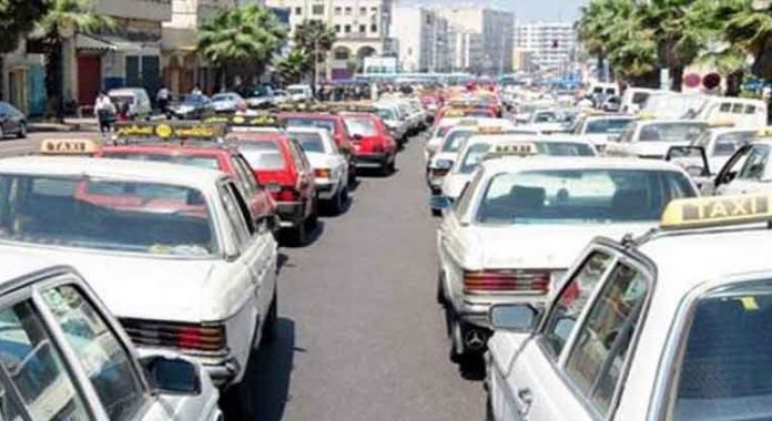 وزير الداخلية يعلن عن تجميد إصدار مأذونيات سيارات الأجرة بصنفيها