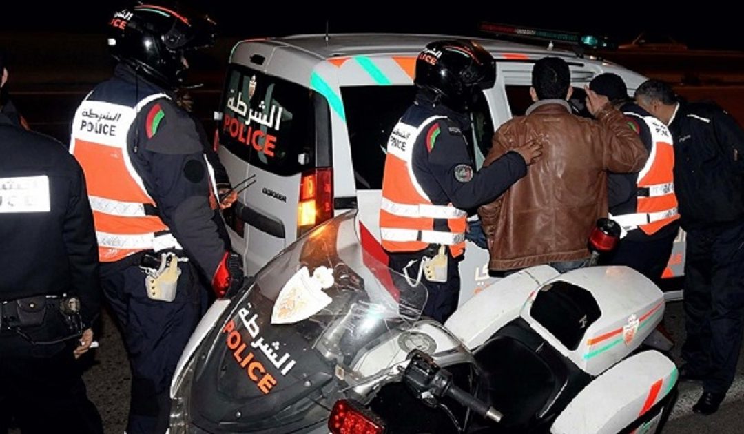 استخدام سلاح وظيفي لتحييد خطر يعرض سلامة المواطنين وعناصر الشرطة للتهديد
