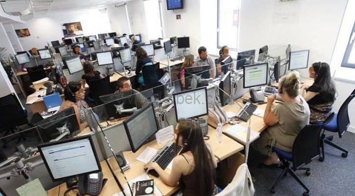 مراكز الاتصال: المسؤولون يفضلون الاحتفاظ بالأصول بدل التوظيف الجديد