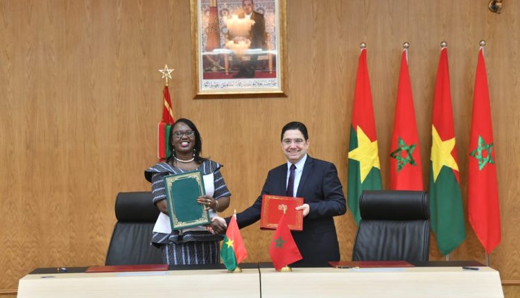 المغرب – بوركينا فاسو.. التوقيع بالداخلة على عدد من الاتفاقيات الثنائية