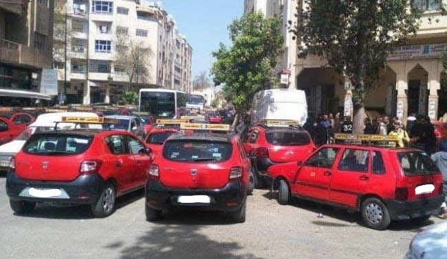 من أجل الحد من المضاربات عمالة فاس تحدد تسعيرة سيارة الأجرة الصنف الثاني