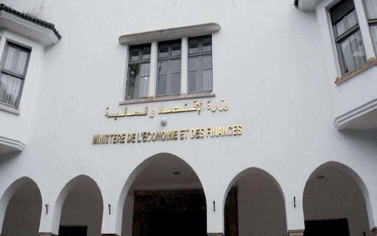 الحكومة تعلن إصلاح الضريبة على القيمة المضافة تدريجيا