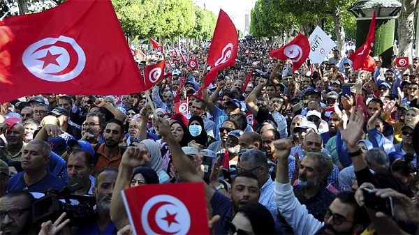 حزب تونسي يطالب السلطات بالإفراج الفوري عن المعتقلين السياسيين في قضية “التآمر على أمن الدولة”