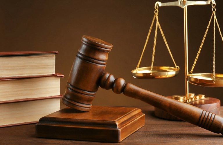 قــواعــد قــانــونــيــة مــوجــزة