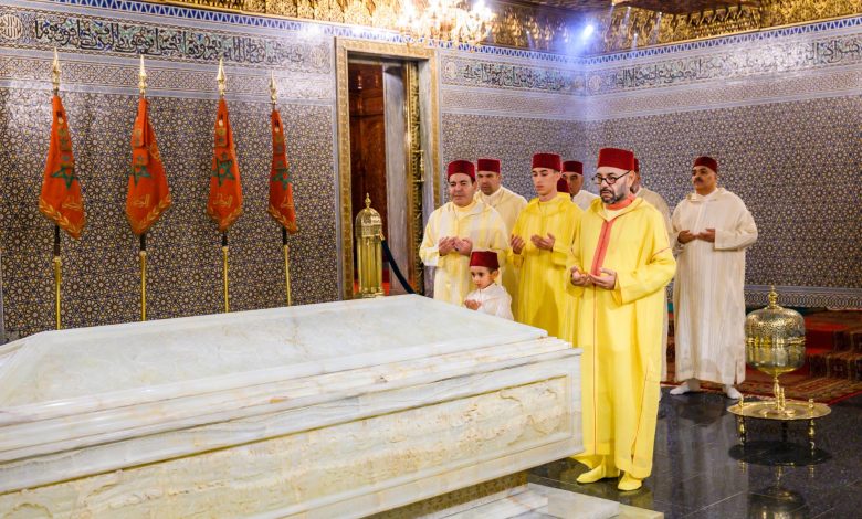 أمير المؤمنين صاحب الجلالة الملك محمد السادس يترحم على روح جلالة المغفور له الملك محمد الخامس