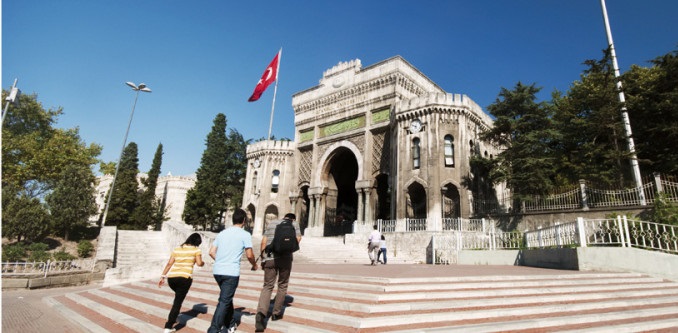 الدراسة للطلاب الأجانب في الجامعات التركية