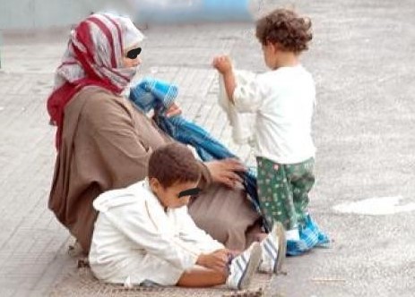 انطلاق خطة عمل للحد من ظاهرة التسول بالأطفال وتشغيلهم