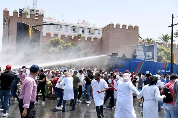 على دفعتين …الحكومة تقرر زيادة 1000 درهم في أجور الممرضين وتقنيي الصحة