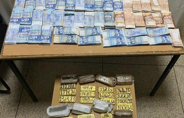 إحباط محاولة تهريب صفائح ذهب عبر الحدود الجزائرية