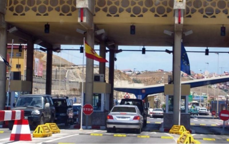جمارك باب سبتة تحجز مبالغ مالية مهمة بالعملة الصعبة