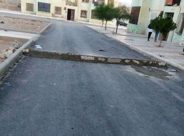 جهود متواصلة لمحاربة ظاهرة المطبات العشوائية في الأحياء الشعبية