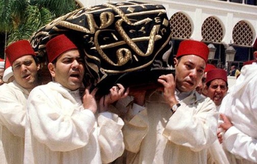 المغرب يخلد ذكرى وفاة المغفور له الملك الحسن الثاني