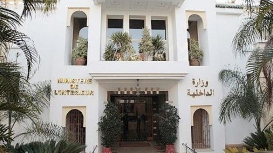 وزارة الداخلية تنفي إعداد تقسيم إداري لتقليص عدد الجهات