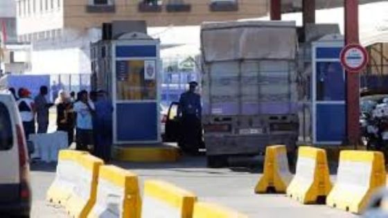 المغرب يوافق على أول عبور تجاري عبر جمارك مليلية المحتلة