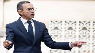 وزير الداخلية الفرنسي يهدد بالاستقالة في حال التساهل مع الجزائر