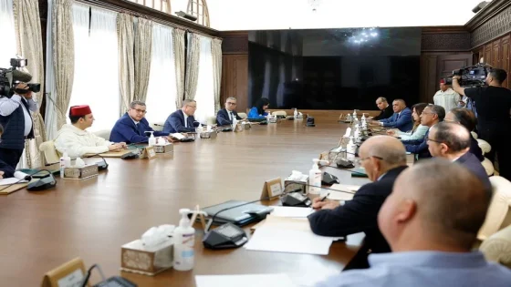 عودة إلى الحوار الاجتماعي وسط توتر بشأن إصلاح التقاعد وزيادات الأجور