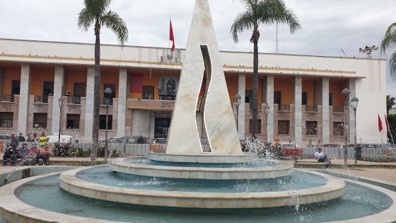 القنيطرة.. مجلس الجماعة يفشل مجددًا في عقد دورة ماي بسبب غياب النصاب وسط تصاعد التوتر السياسي