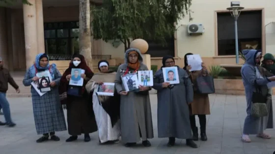 المغاربة العالقون في الجزائر: رهائن لدى نظام يتنكر للإنسانية