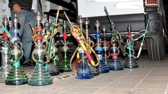 حملة أمنية واسعة تستهدف مقاهي الشيشة بشاطئ أصفيتحة بالحسيمة وحجز 36 نرجيلة