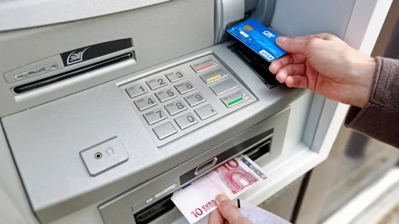 تحقيقات بنكية موسعة لكشف عمليات تحويل مشبوهة بعد اختراق تطبيقات زبناء مغاربة