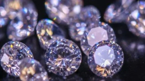 شبكة دولية لتهريب الألماس المزيّف تقع في قبضة الجمارك والأمن بالمغرب