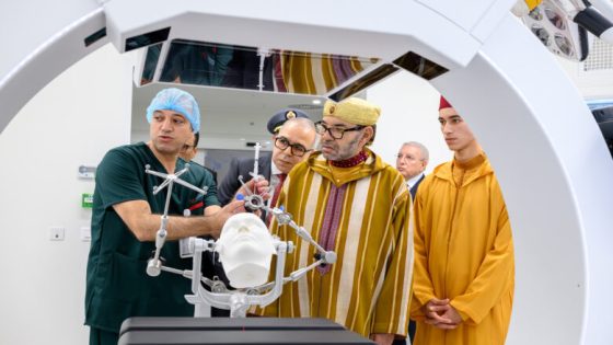 جلالة الملك يدشن المركب الاستشفائي الجامعي الدولي محمد السادس للرباط ويعطي تعليماته السامية لافتتاح المركز الاستشفائي الجامعي محمد السادس لأكادير