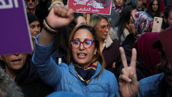 تونس على صفيح ساخن: اعتقال شيماء عيسى وأحكام قاسية تعمّق مخاوف الانزلاق نحو الاستبداد