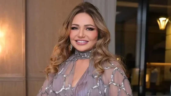 تكريم ليلى علوي المتكرر في المهرجانات المغربية يثير جدلاً حول معايير الاختيار وغياب التوازن الثقافي