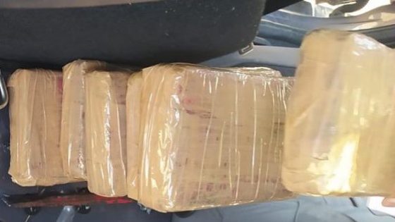 تفكيك محاولة لتهريب 12 كيلوغرامًا من الكوكايين عبر باب سبتة