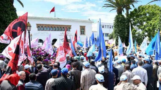وقفة احتجاجية للمتصرفين التربويين بالناظور احتجاجًا على تأخر صرف التعويضات