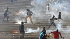 حرام على المغرب… حلال على السنغال: ازدواجية الخطاب في التعامل مع الشغب الجماهيري