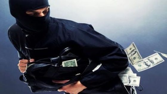 التفاصيل الكاملة للخطة السحرية التي اعتمدها مستخدم ببنك للسطو على أموال الزبناء