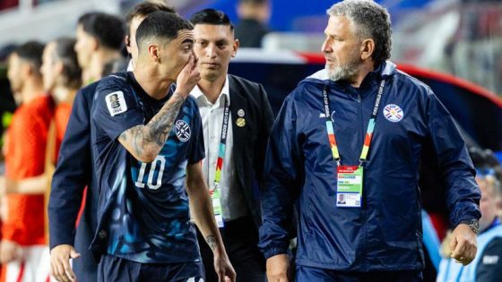 طرد تاريخي في مونديال 2026.. لاعب منتخب باراغواي