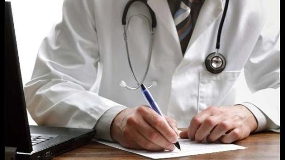 ارتفاع تسعيرة الفحوصات الطبية بالقطاع الخاص يعمّق الجدل حول كلفة العلاج ويكشف اختلالات التعويض الصحي