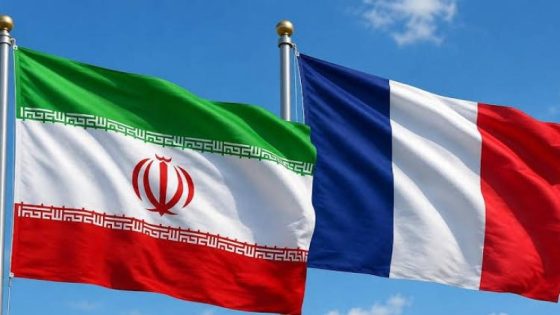 فرنسا تصعّد ضد إيران.. طرد دبلوماسيين واتهامات متبادلة تنذر بأزمة دبلوماسية جديدة