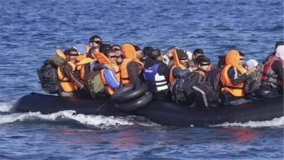تفكيك شبكة تهريب مهاجرين بين الجزائر وسردينيا وفرنسا