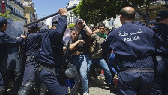 الجزائر تشدّ الخناق.. هل يخاف النظام من الشارع أكثر مما يخاف من الغضب؟