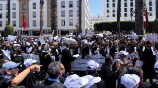 المحامون يشعلونها من جديد.. التوقف مستمر والأزمة مع الدولة تدخل أخطر مراحلها!